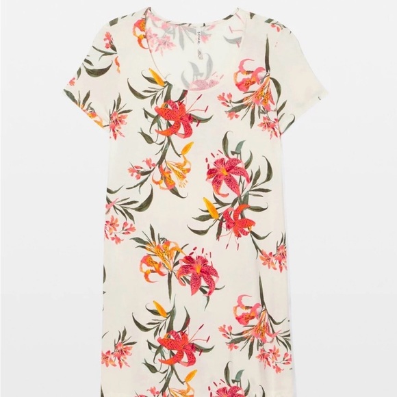 Soma Other - NWOT Soma Cool Nights Floral Short Sleeve Nightshirt